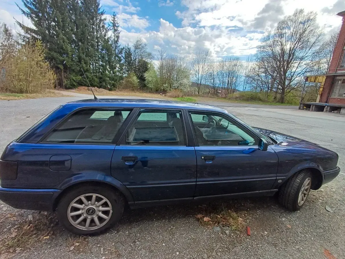Używany Audi 80 90 KM (66 kW) 1993 Niebieski Kombi