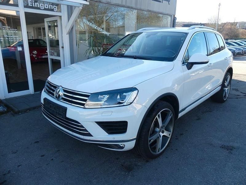 Gebraucht VW Touareg 204 PS (150 kW) 2016 Weiß SUV