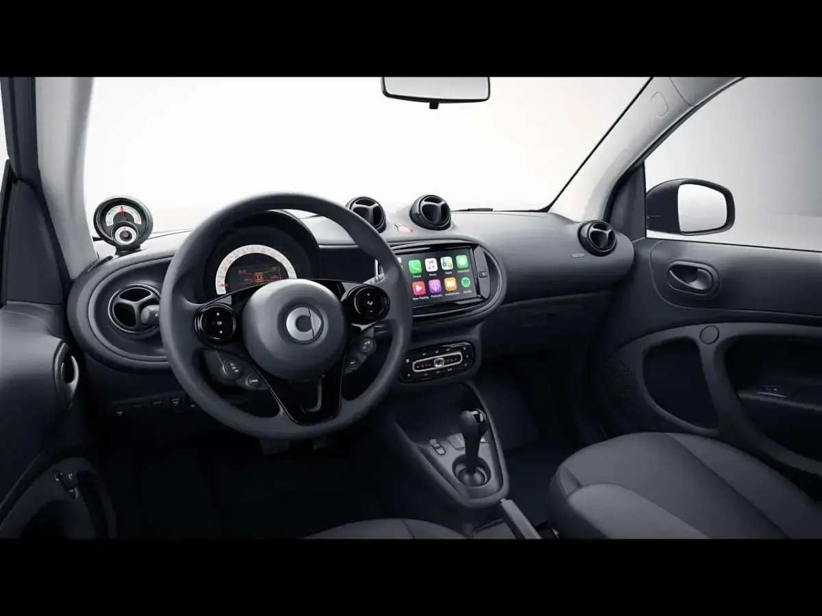 Gebraucht Smart ForTwo Coupé 60 kW (82 PS) 2023 Bodypanels in black Cabrio