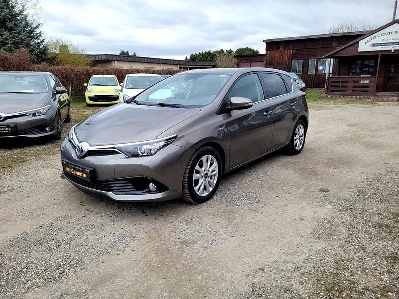Gebraucht Toyota Auris Hybrid Edition-S 99 PS (72 kW) 2017 Grau Kleinwagen