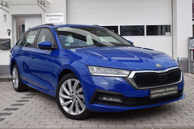 Energyblau Gebraucht 2022 Skoda Octavia Ambition Kombi | 22.999 € (Superpreis) - Bild 1/4