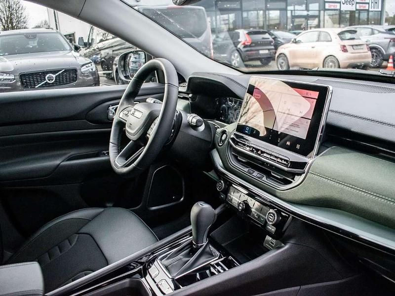 Gebraucht Jeep Compass North 131 PS (96 kW) 2024 Gruen SUV