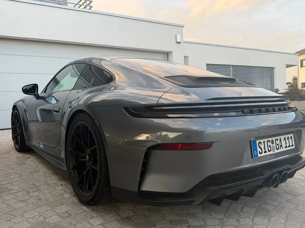 Gebraucht Porsche 992 510 PS (375 kW) 2025 Grau