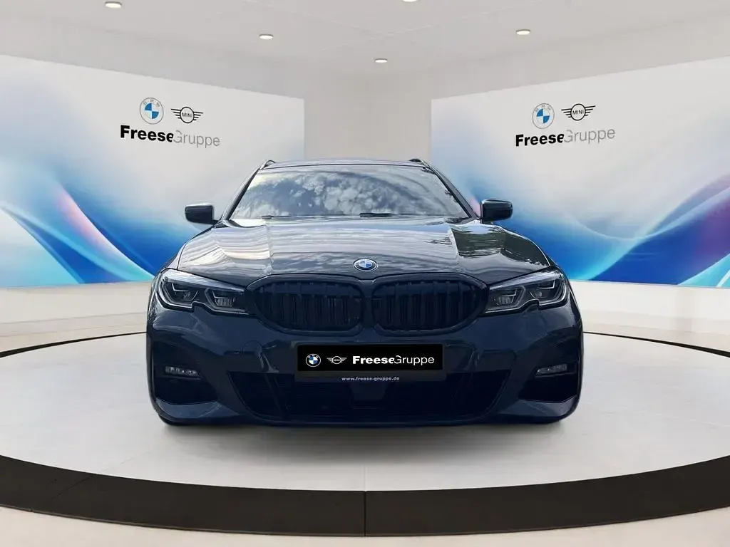 Gebraucht BMW 320 Shadowline 190 PS (139 kW) 2021 Silber Kombi