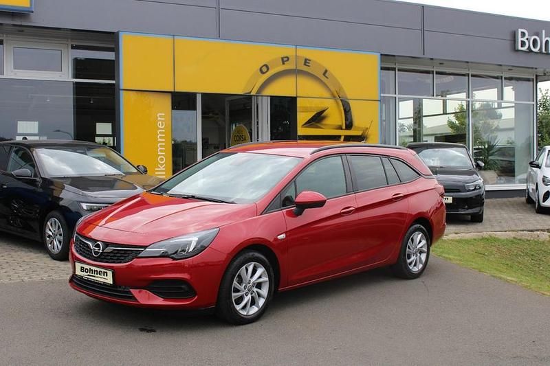 Rot Gebraucht 2021 Opel Astra Edition Kombi | 15.999 € (Teuer) - Bild 1/1