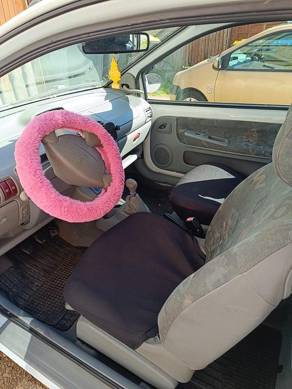 Gebraucht Renault Twingo 58 PS (42 kW) 2002 Weiß Kleinwagen