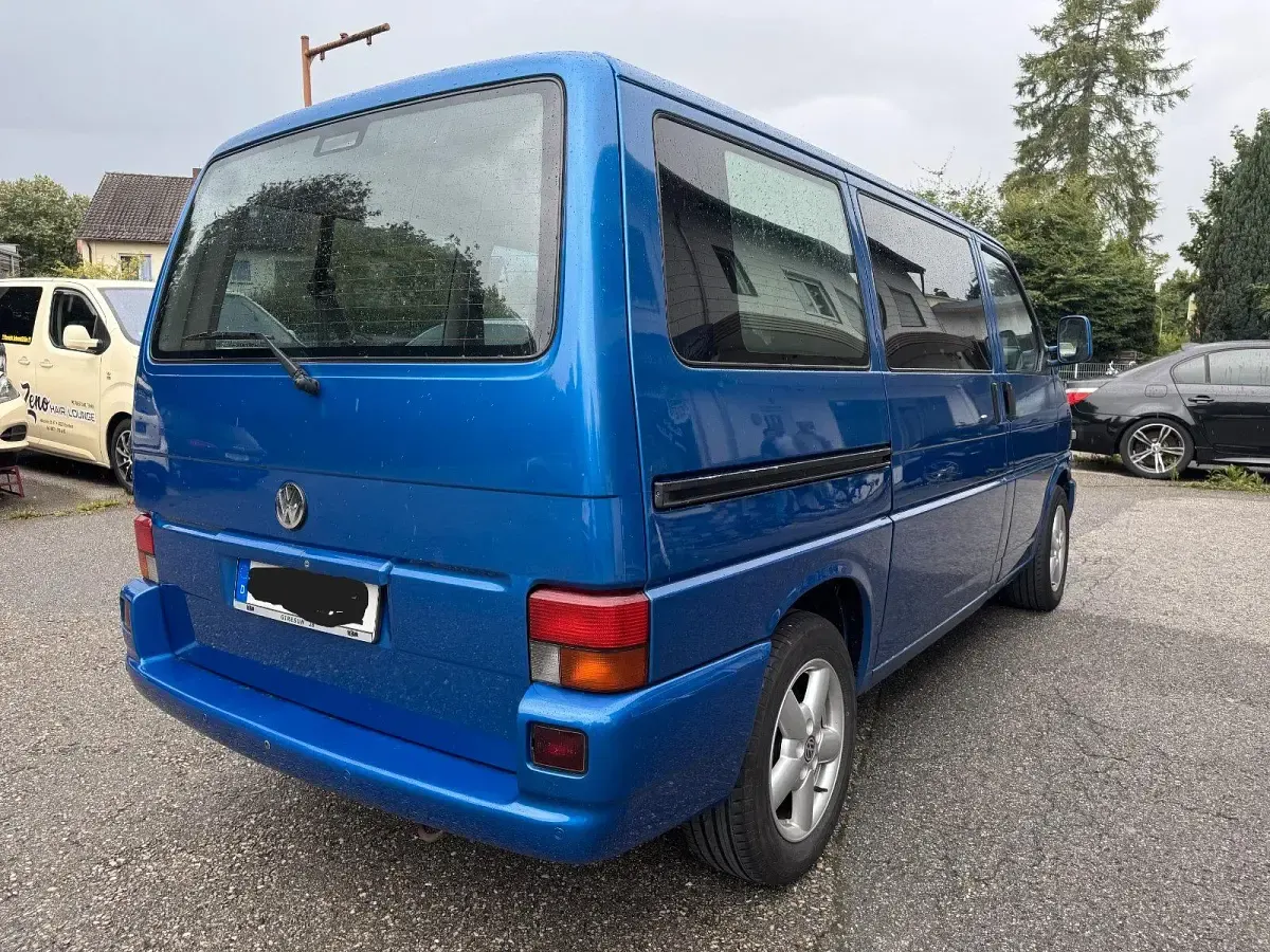 Gebraucht VW T4 151 PS (111 kW) 2001 Blau Van
