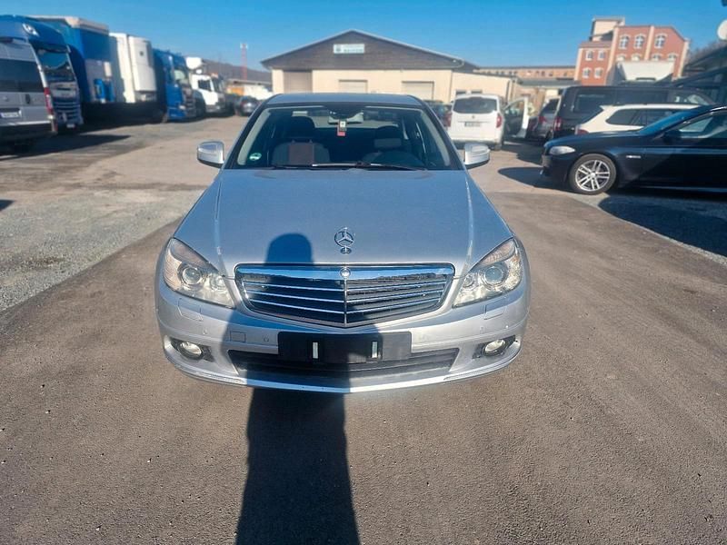 Gebraucht Mercedes C200 184 PS (135 kW) 2007 Silber Limousine