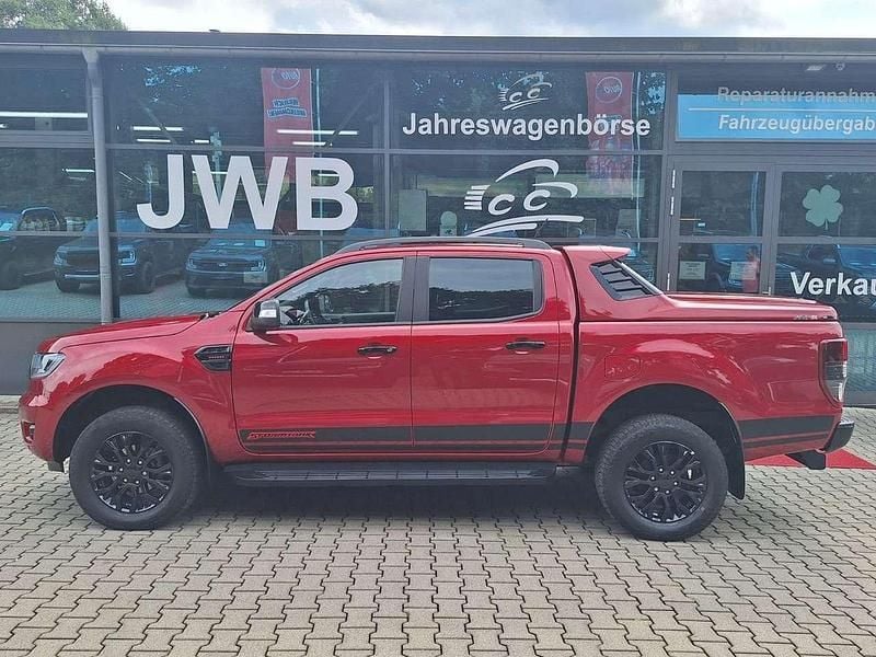Lucidrot metallic Gebraucht 2022 Ford Ranger Abholung | 35.555 € (Guter Preis) - Bild 1/4
