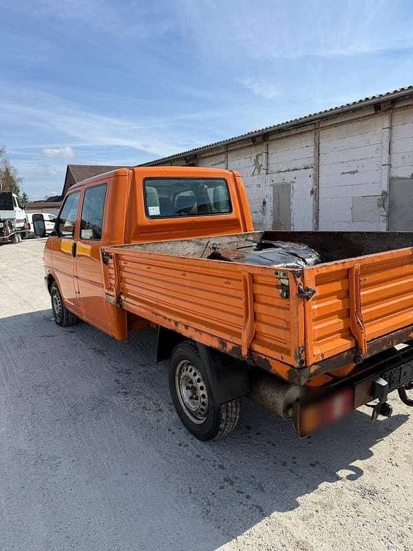 Second-hand VW T4 102 CP (75 kW) 2003 Portocaliu Van