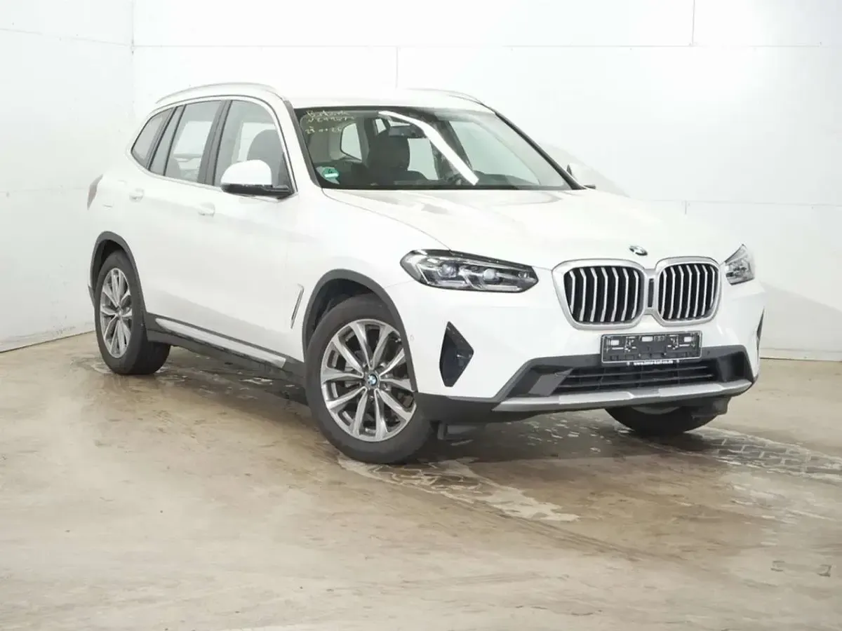 Gebraucht BMW X3 190 PS (139 kW) 2024 Alpinweiß SUV