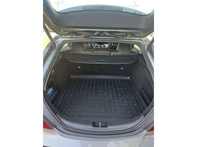 Gebraucht Mercedes CLA200 156 PS (114 kW) 2017 Mountaingrau  met. Kombi