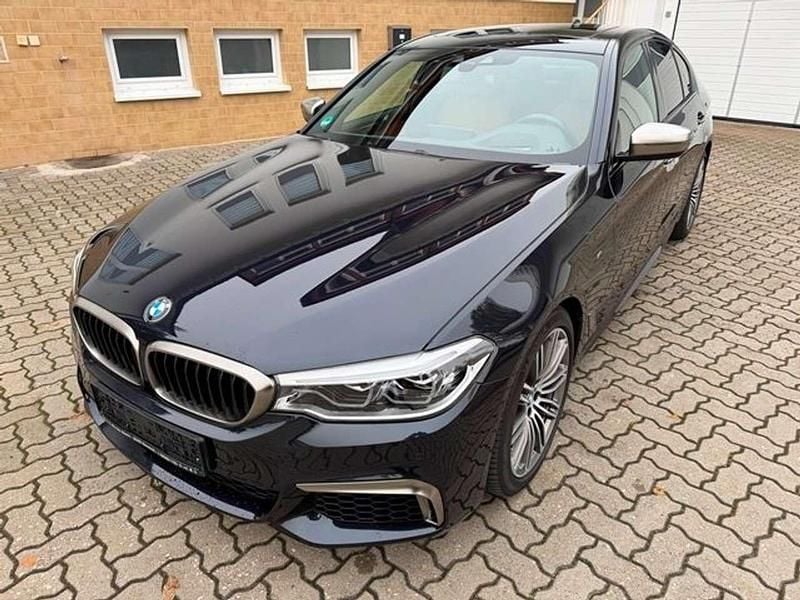 Carbonschwarz Gebraucht 2017 BMW M550 Shadowline Limousine | 34.900 € (Superpreis) - Bild 1/4