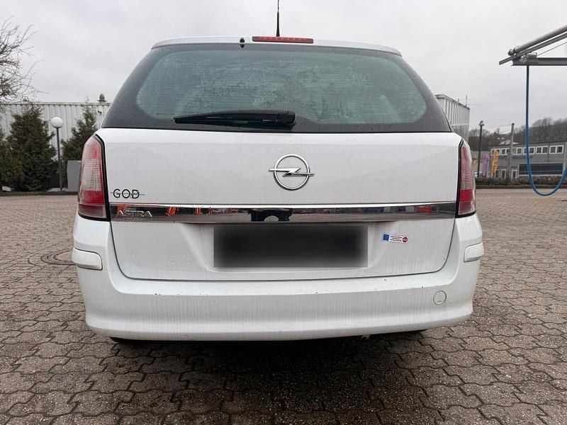 Gebraucht Opel Astra 90 PS (66 kW) 2007 Weiß Kombi