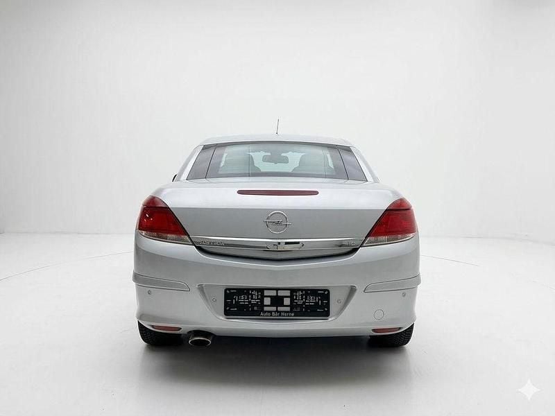 Gebraucht Opel Astra Cabriolet 140 PS (102 kW) 2007 Silber Cabrio