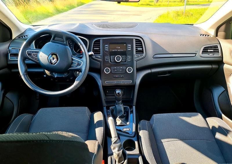 Gebraucht Renault Mégane IV 101 PS (74 kW) 2016 Grau Kleinwagen