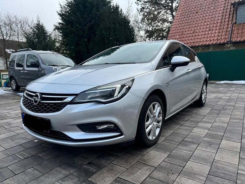 Gebraucht Opel Astra 110 PS (80 kW) 2017 Silber Kleinwagen