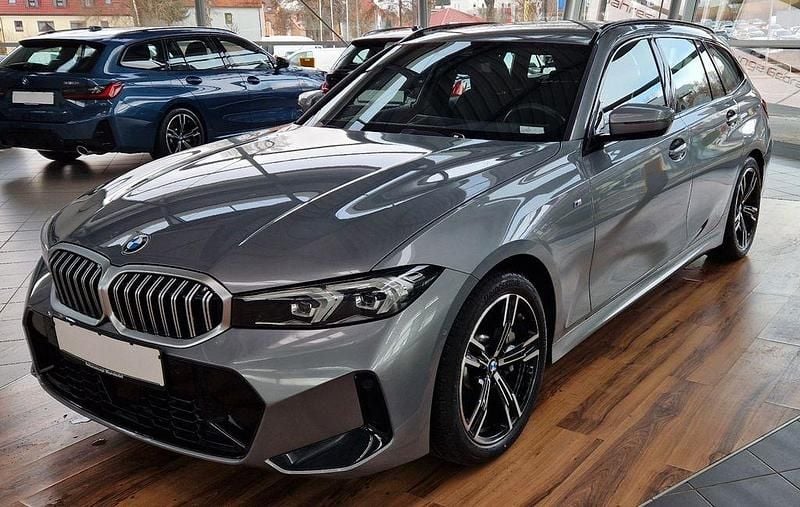 Gebraucht BMW 330 M Sport 245 PS (180 kW) 2025 Grau Limousine