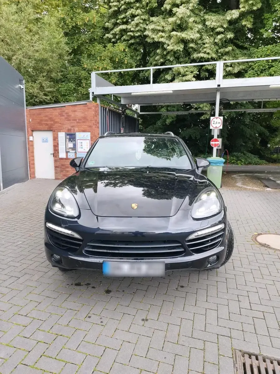 Gebraucht Porsche Cayenne 245 PS (180 kW) 2012 Schwarz SUV
