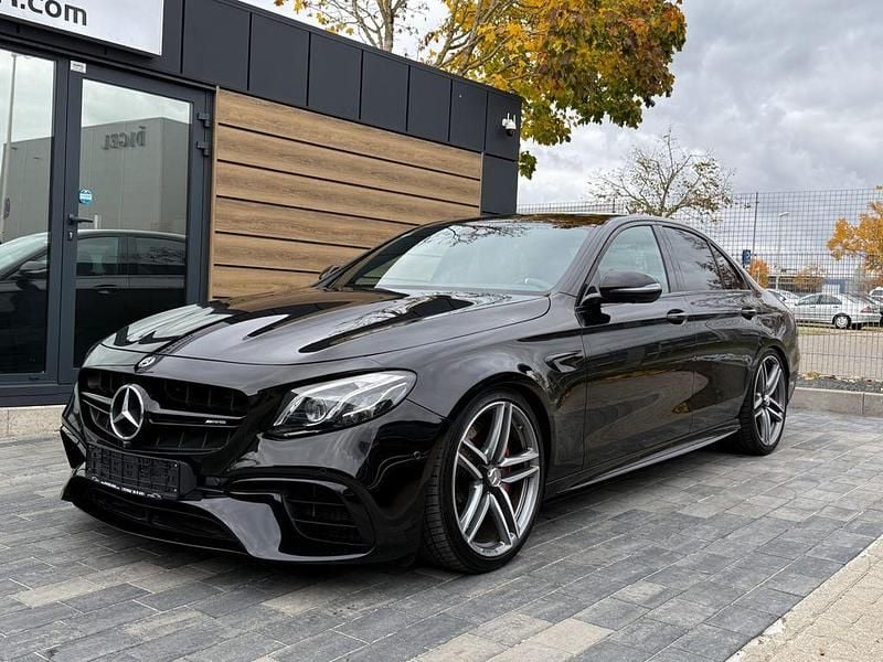Schwarz Gebraucht 2018 Mercedes E63 AMG AMG Limousine | 52.490 € (Superpreis) - Bild 1/4