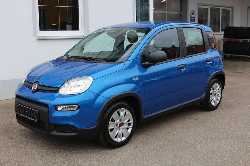 Blau Gebraucht 2024 Fiat Grande Panda Cross Kleinwagen | 15.450 € (Guter Preis) - Bild 1/4