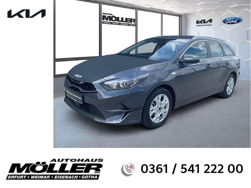 Grau Gebraucht 2025 Kia Ceed Sportswagon Comfort Kombi | 24.749 € (Guter Preis) - Bild 1/4