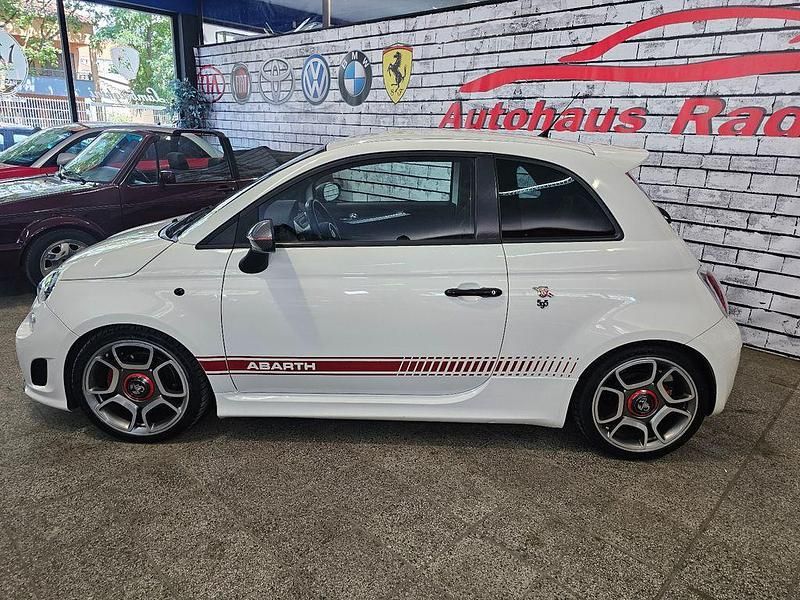 Gebraucht Abarth 500 135 PS (99 kW) 2009 Weiß Kleinwagen