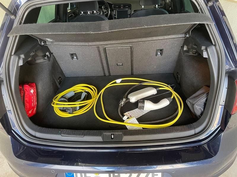 Gebraucht VW Golf VII GTE 204 PS (150 kW) 2014 Blau Limousine