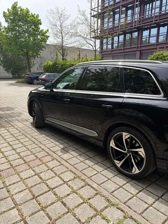 Gebraucht Audi Q7 Sport 272 PS (200 kW) 2015 Schwarz SUV