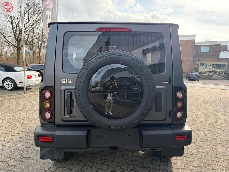 Neu BAW 212 166 PS (122 kW) 2026 Grau SUV