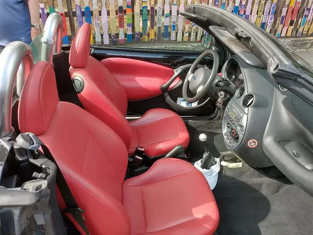 Gebraucht Ford StreetKa 95 PS (69 kW) 2004 Schwarz Cabrio
