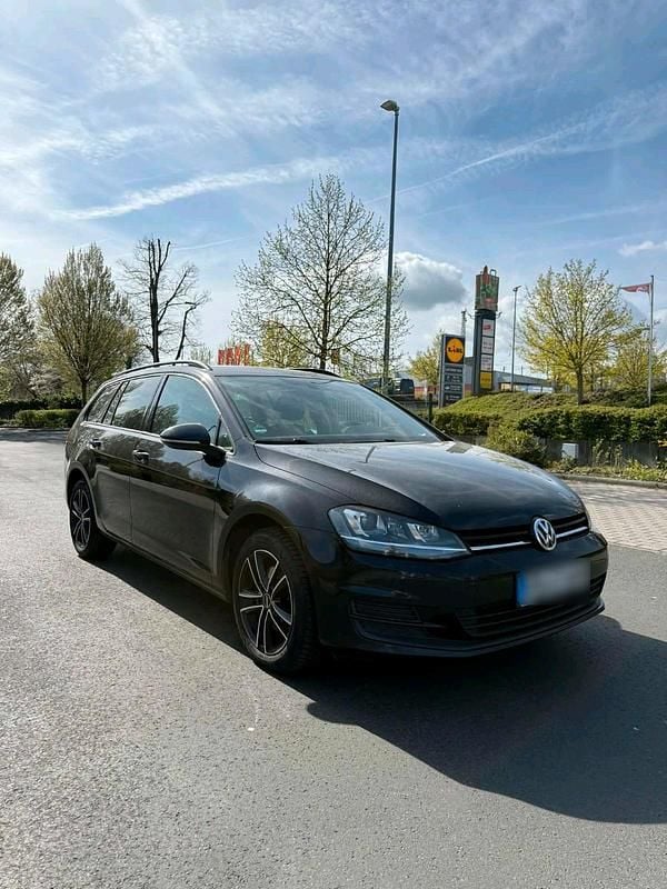 Second-hand VW Golf VII 110 CP (80 kW) 2016 Negru Berlinǎ