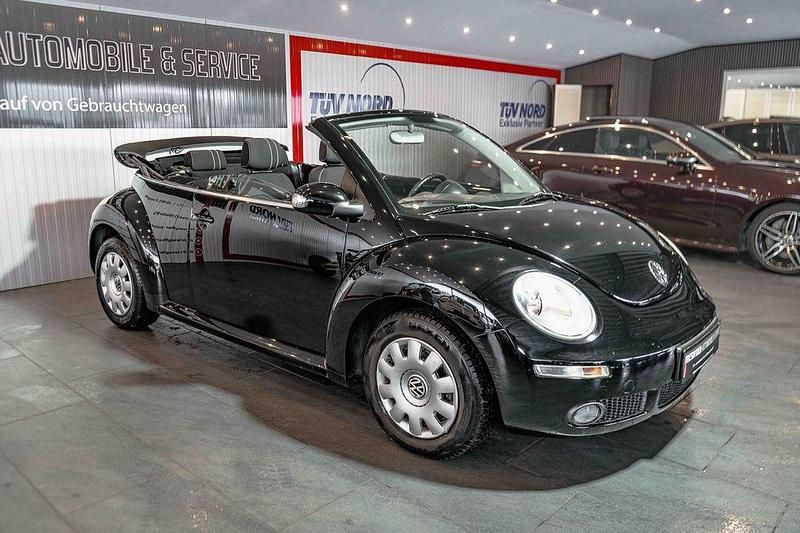 Gebraucht VW New Beetle Cabriolet 75 PS (55 kW) 2010 Schwarz Cabrio