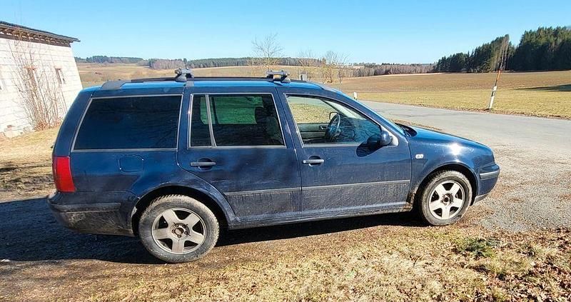 Gebraucht VW Golf IV Basis 101 PS (74 kW) 2004 Blau Kombi