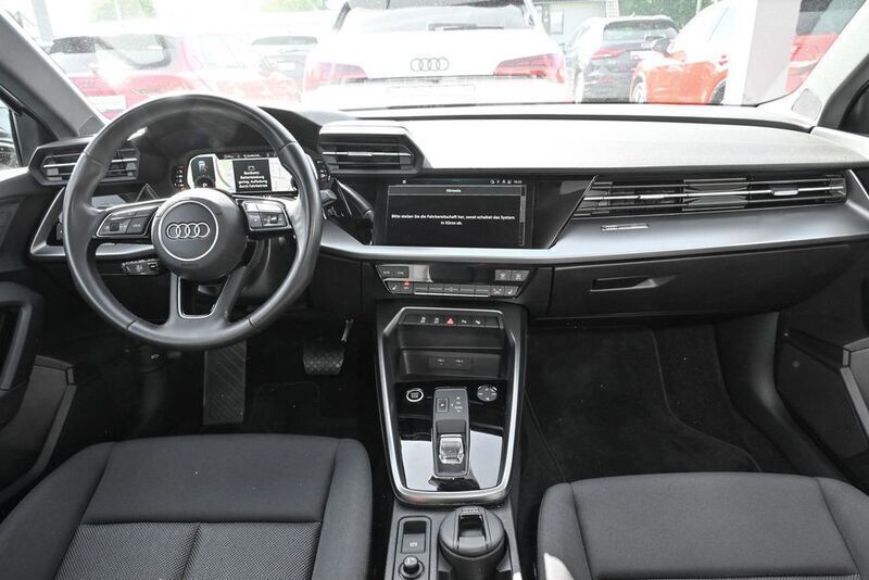 Gebraucht Audi A3 Sportback Advanced 110 PS (80 kW) 2021 Grau Kleinwagen