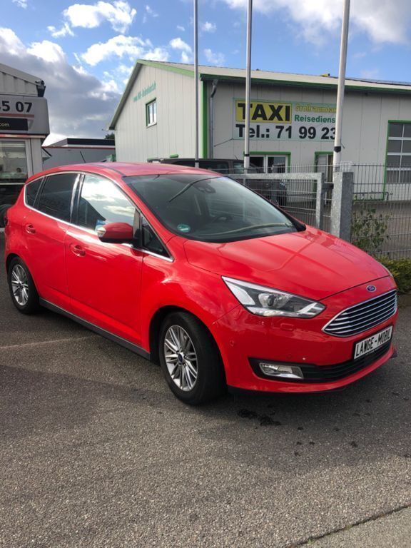 Gebraucht Ford C-MAX Titanium 150 PS (110 kW) 2019 Rot Van / Kleinbus