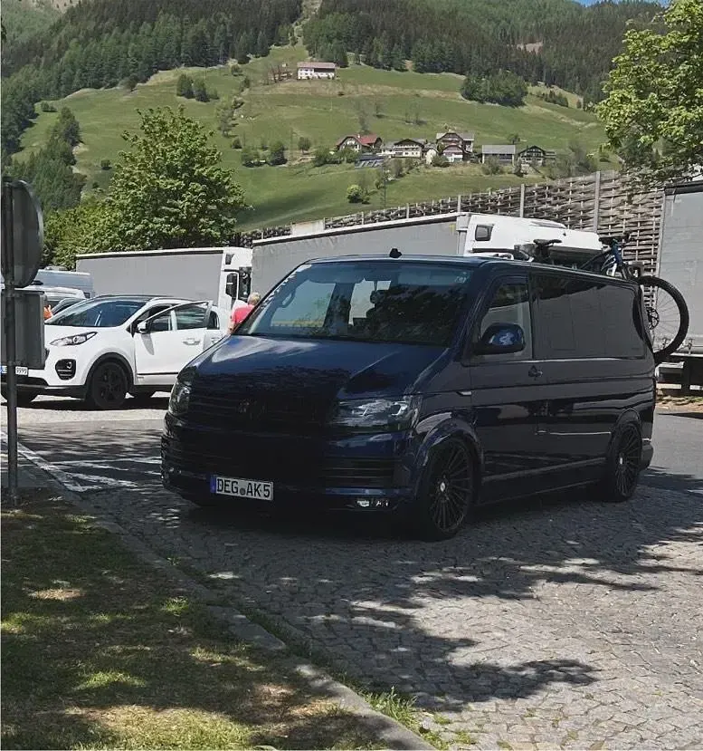 Gebraucht VW Multivan Startline 131 PS (96 kW) 2009 Blau Van / Kleinbus