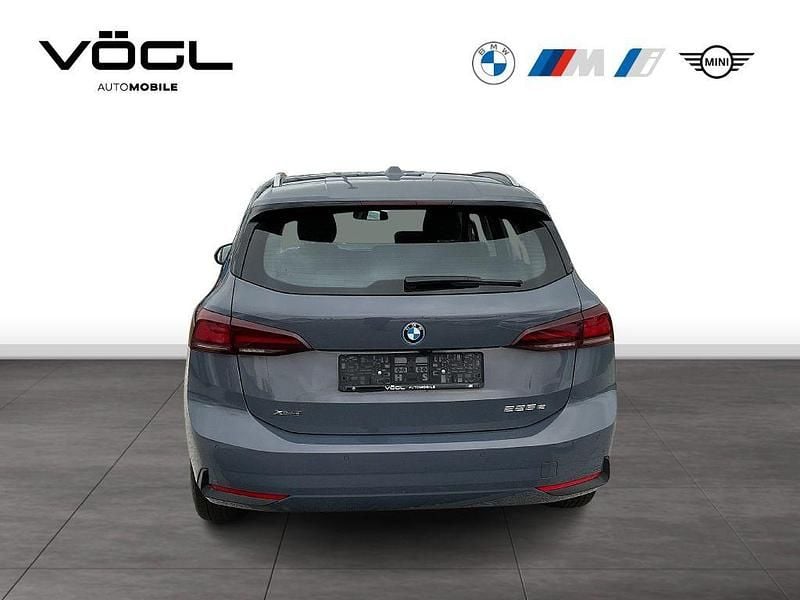 Gebraucht BMW 225 Active Tourer 136 PS (100 kW) 2023 Grau Van / Kleinbus