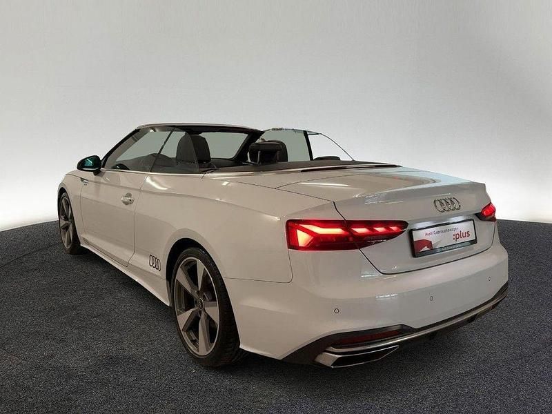 Gebraucht Audi A5 Cabriolet Advanced Plus 163 PS (119 kW) 2022 Gletscherweiß metallic/verdeck Cabrio
