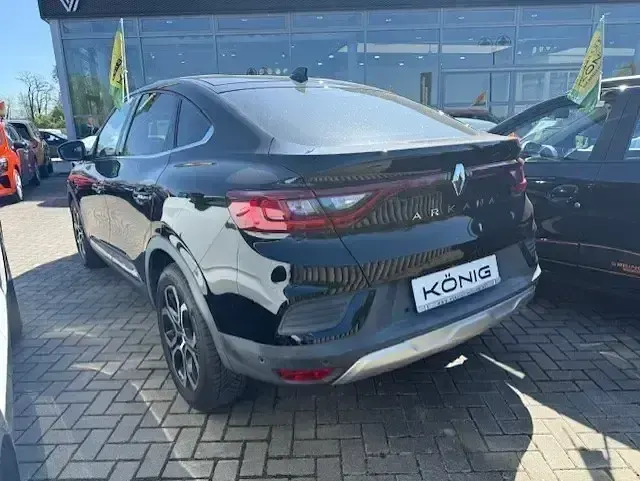 Gebraucht Renault Arkana Bose Edition 140 PS (102 kW) 2021 Schwarz SUV