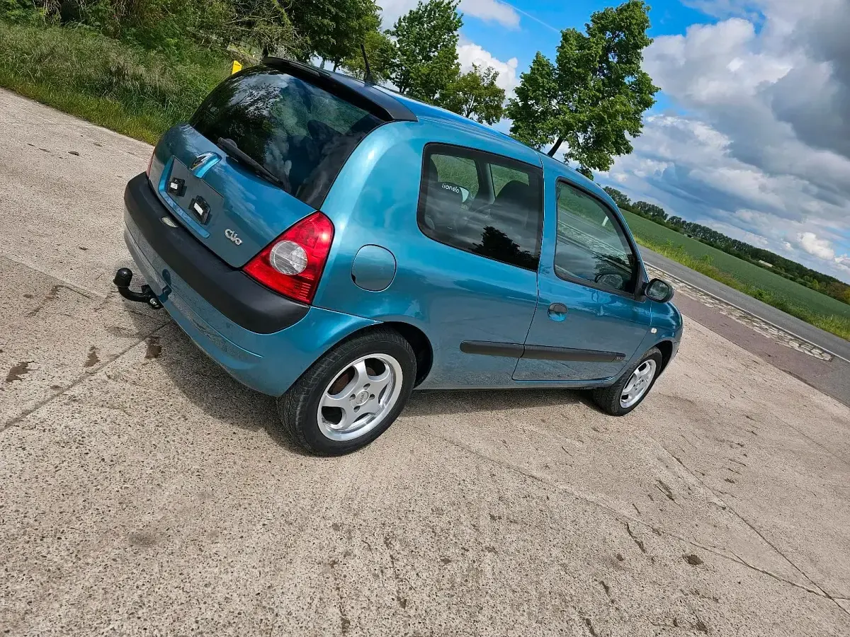 Occasion Renault Clio II 75 ch (55 kW) 2003 Citadine
