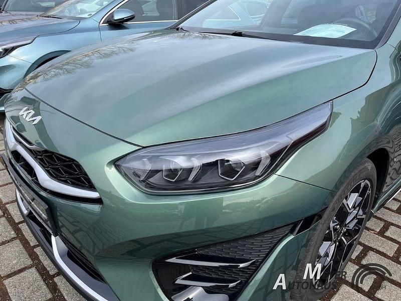 Gebraucht Kia Ceed GT-Line 160 PS (117 kW) 2023 Grün Kleinwagen