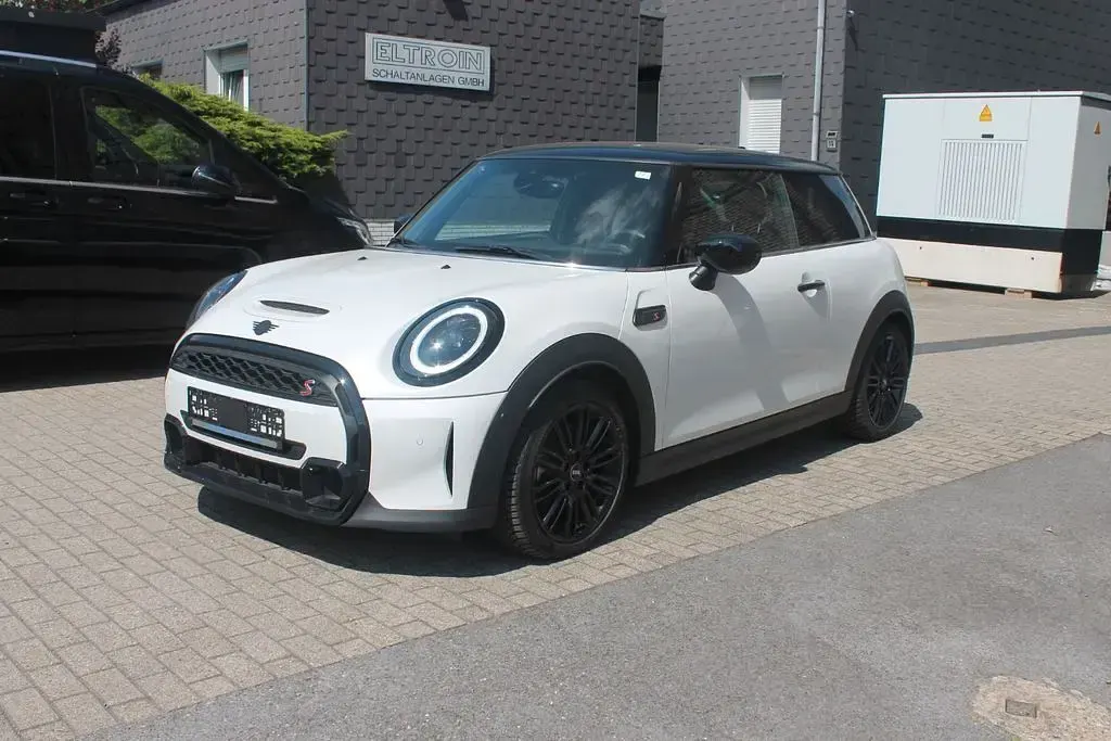 Gebraucht Mini Cooper S 178 PS (130 kW) 2024 Weiß Kleinwagen