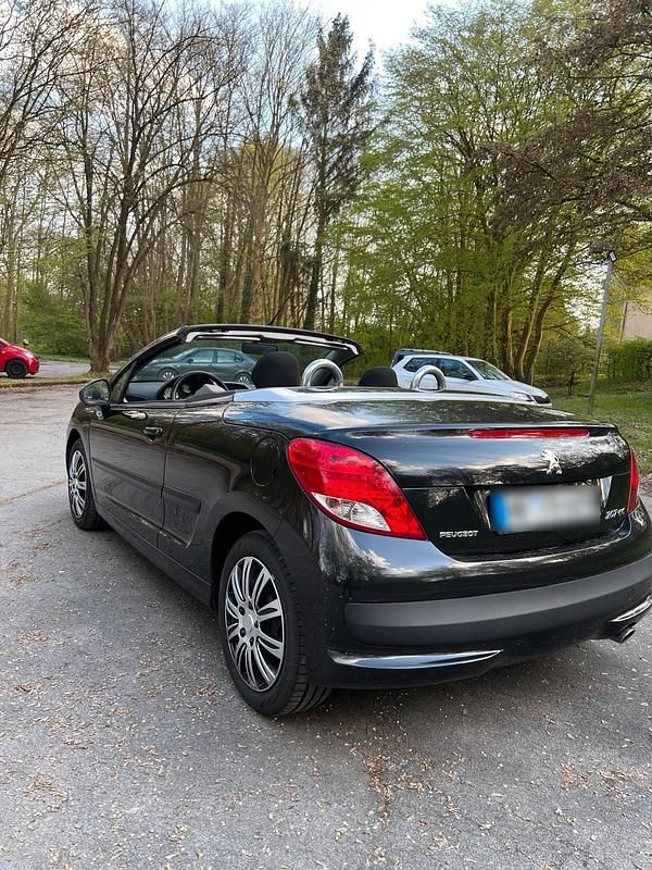 Gebraucht Peugeot 207 CC 2010 Schwarz Cabrio
