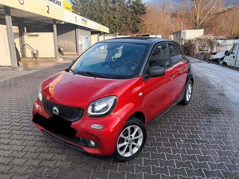 Gebraucht Smart ForFour 90 PS (66 kW) 2018 Rot Kleinwagen