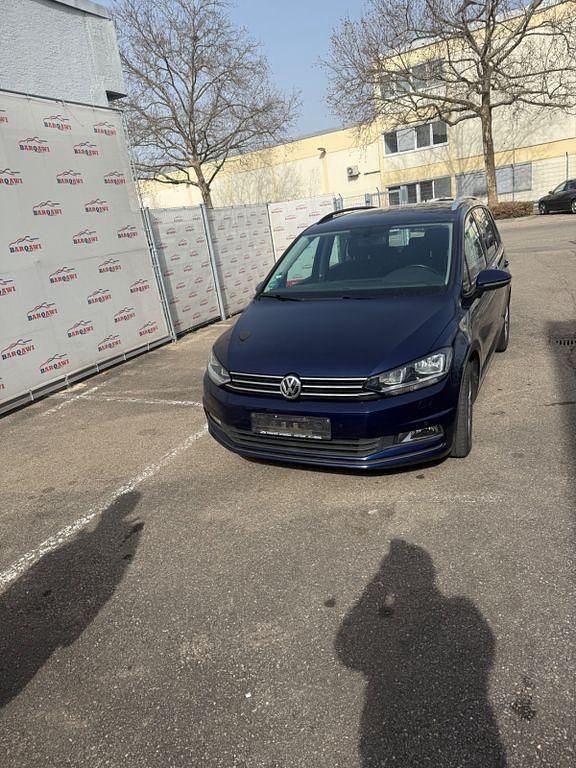 Gebraucht VW Touran Comfortline 110 PS (80 kW) 2016 Blau Van / Kleinbus