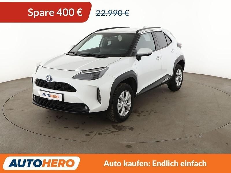 Gebraucht Toyota Yaris Cross Team 116 PS (85 kW) 2024 Weiß SUV