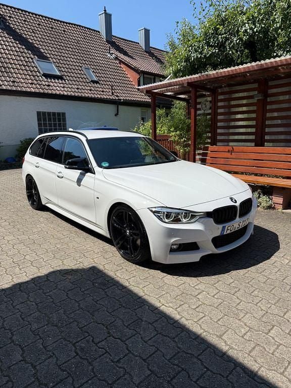 Gebraucht BMW 340 M Performance 326 PS (239 kW) 2017 Weiß Kombi