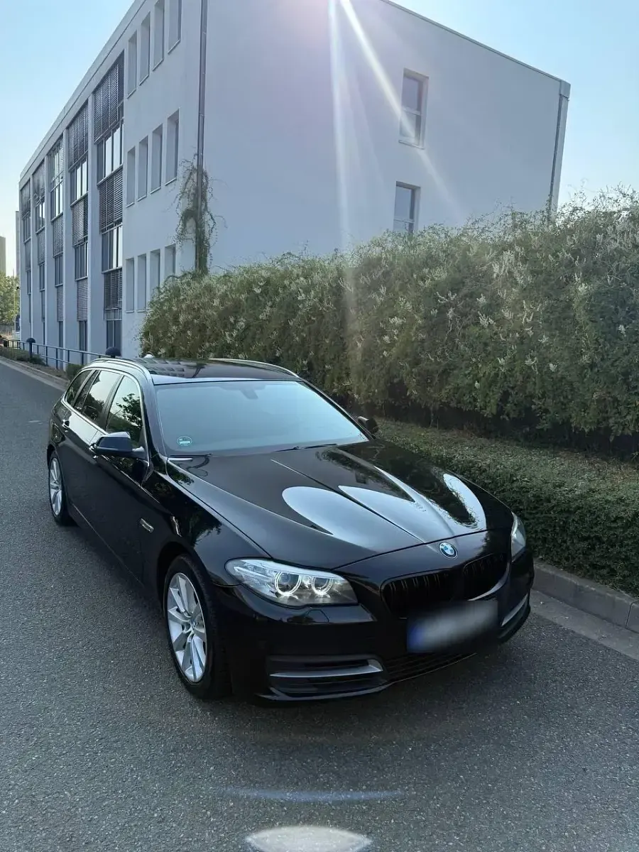 Gebraucht BMW 530 Sport Line 258 PS (189 kW) 2014 Schwarz Kombi