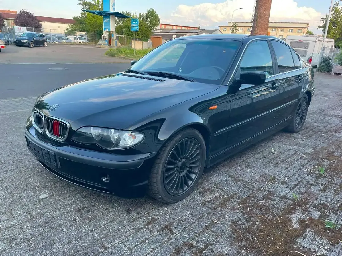 Gebraucht BMW 330 184 PS (135 kW) 2002 Schwarz Limousine